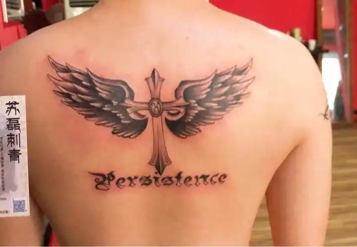 翅膀_纹身图案手稿图片_苏磊的纹身作品集
