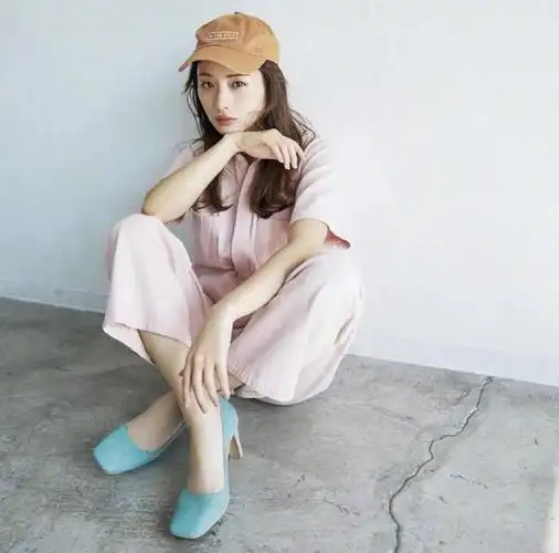 石原里美好撩人黄色连衣裙活泼似精灵她一笑我好像恋爱了