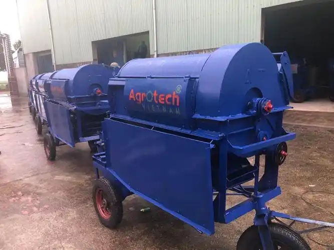 越南柴油机水稻脱粒机at1200