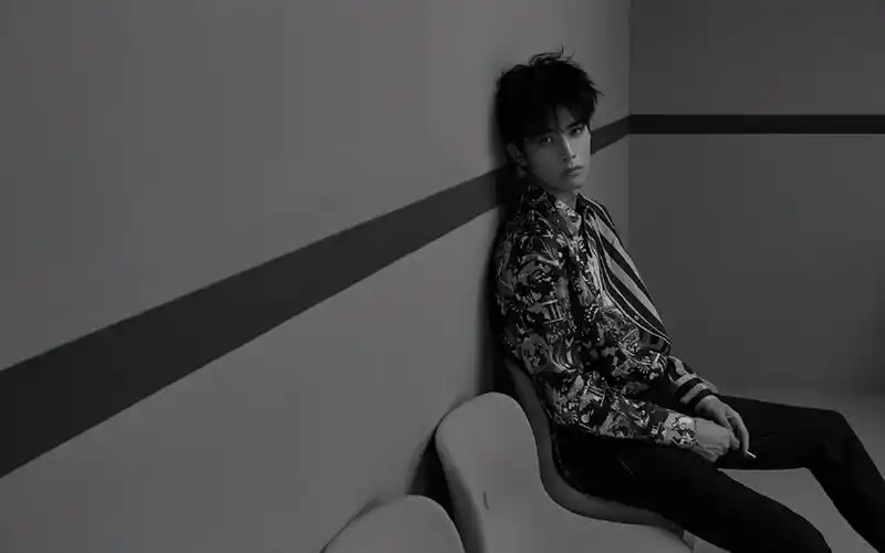 宋威龙帅气写真图片桌面壁纸