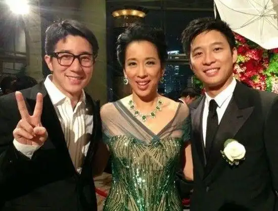 霍启山为何没有娶国际章?看看他哥哥娶的老婆,霍家眼光非常高!