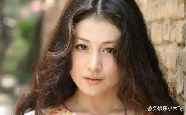 谢大脚于月仙去世两年多后丈夫张学松的选择让人泪目