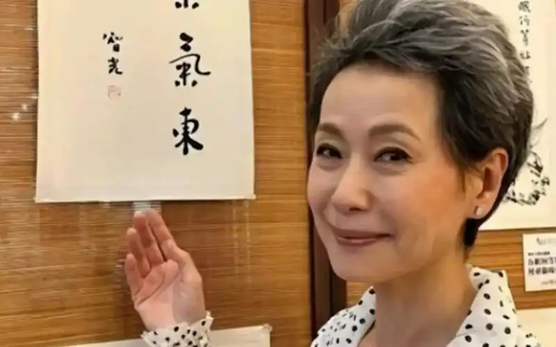 叶童:被出轨,不离婚,变女神_澎湃号·湃客_澎湃新闻-the paper