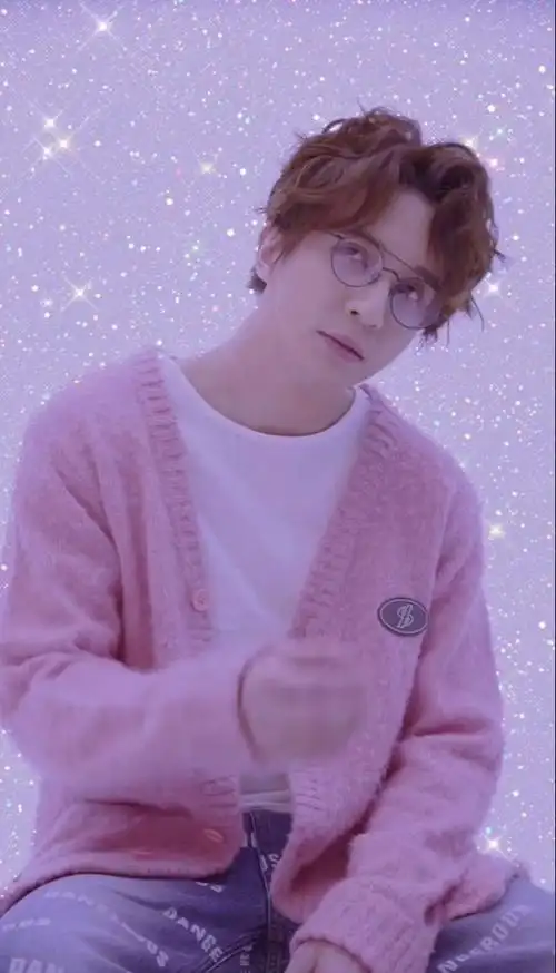 薛之谦卷发超帅