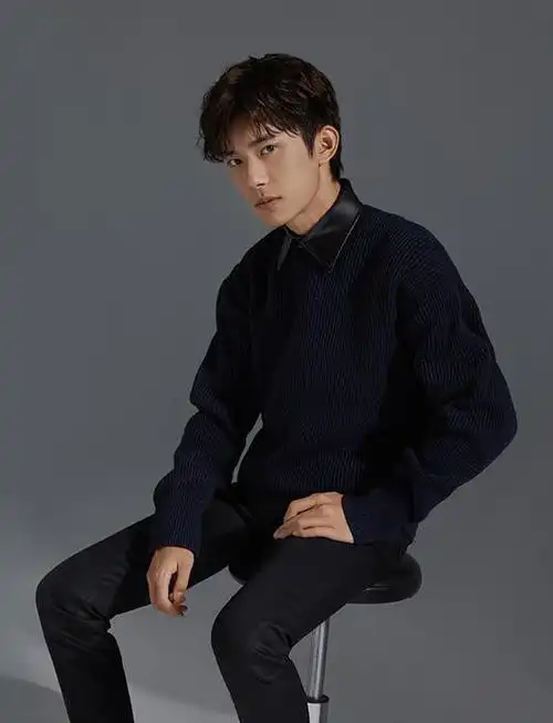 易烊千玺 rimowa日默瓦中国区品牌代言人