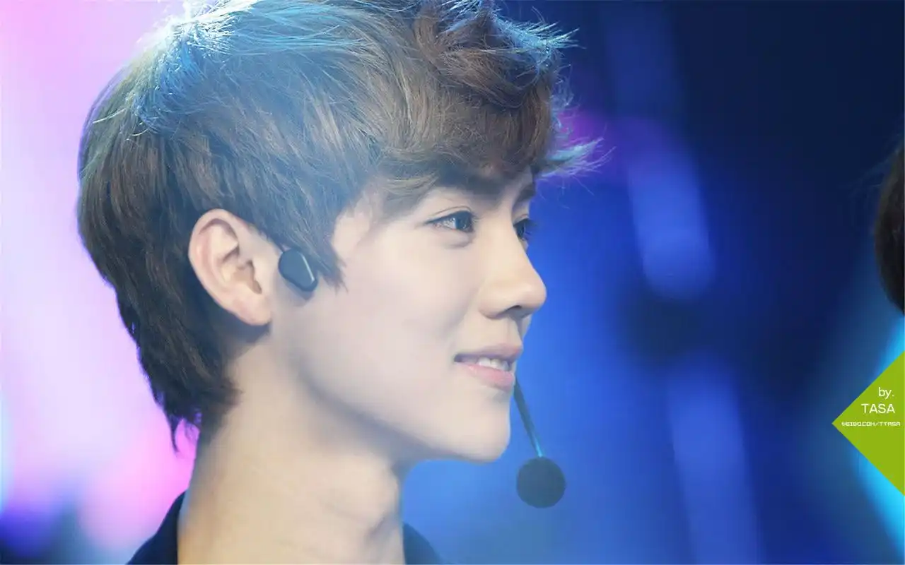 exo帅哥鹿晗温暖治愈系帅气写真高清桌面壁纸下载