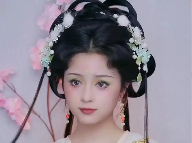 古装造型 #汉服 #古装美女 #古风发型