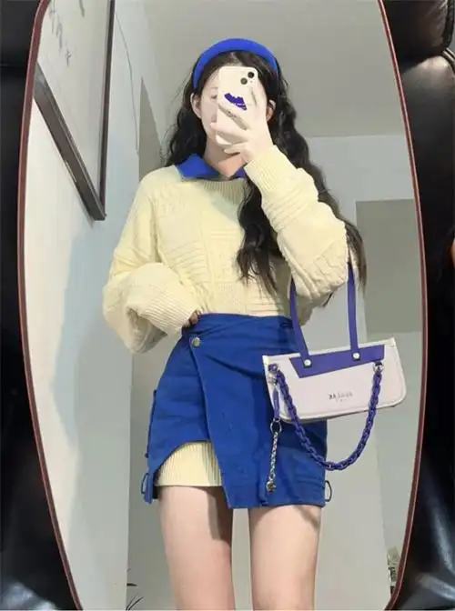 现货中长款式杏色百搭配毛衣 蓝色百搭配半身裙,女装职业装,周夫人