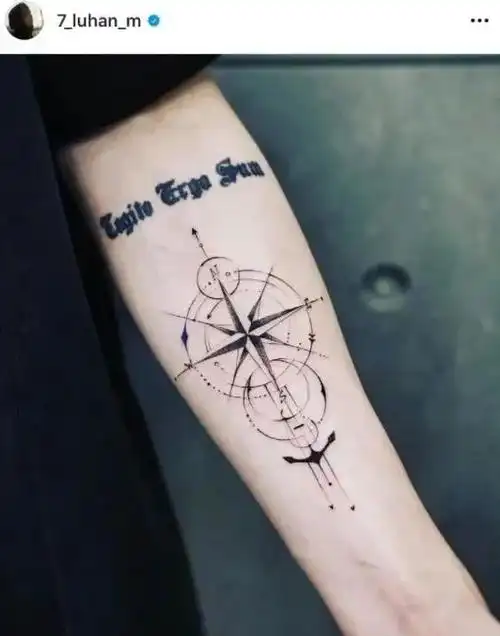 鹿晗手臂梵文纹身图片网友齐呼终于爷们儿了