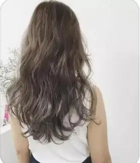 纹理烫可保持1~6个月,发质不同保持的时间也不相同,原则上不剪头发