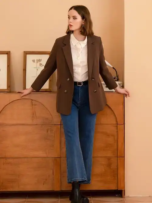 风双排扣西装外套,中长款式,时尚通勤～内搭粉杏色含棉翻领长袖衬衫