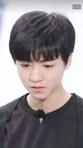 王俊凯哭了,是怎么回事?