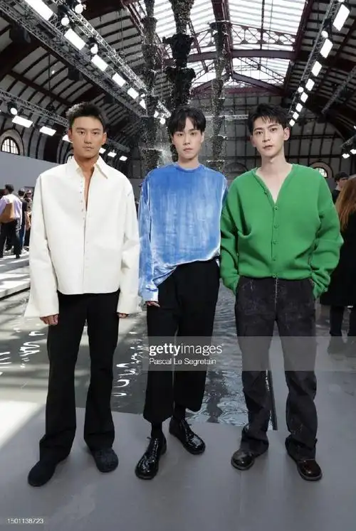 胡一天唐晓天宁泽涛合照##胡一天唐晓天宁泽涛合影