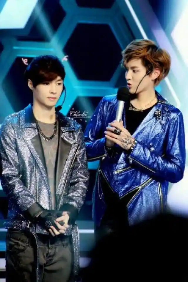 向往的生活神秘嘉宾撞名吴亦凡,张艺兴懵了,两次确认才搞明白