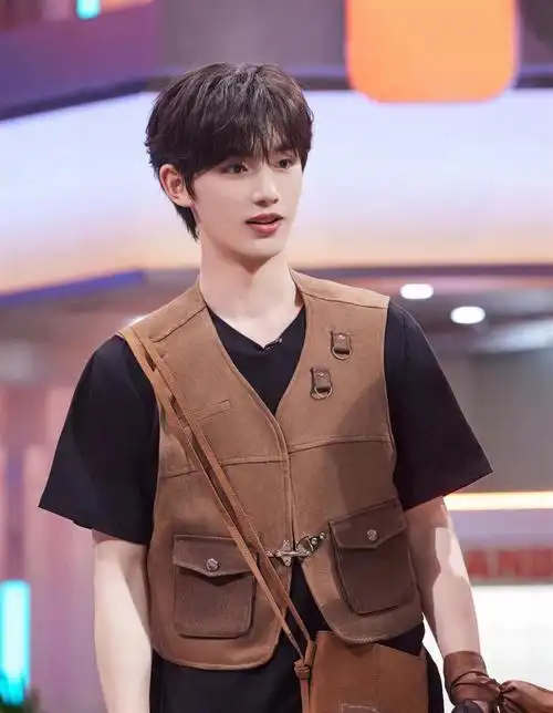 《你好,星期六》迎来《西出玉门》剧组,丁程鑫说了什么引全场尖叫?