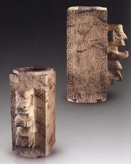 【以下是民间收藏的一些三星堆玉器】