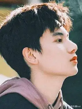 " 胡先煦怎么从小这嘴就叭叭的