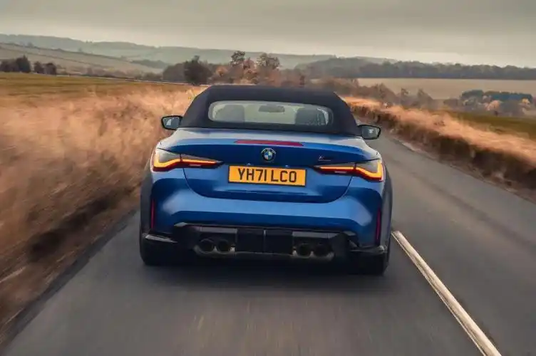 适合小姐姐的车07磨砂波尔蒂芒蓝m4敞篷