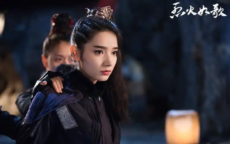 《烈火如歌》最新剧照桌面壁纸