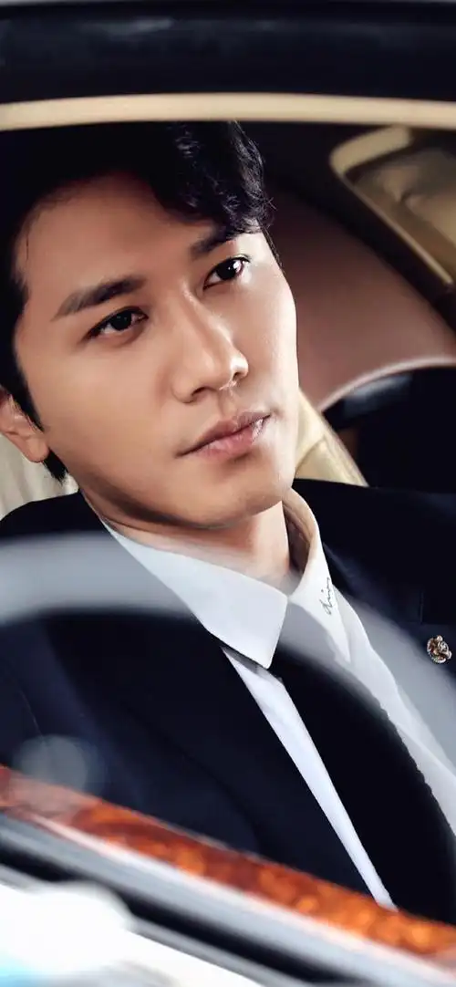 壁纸超话#玫瑰的故事##彭冠英