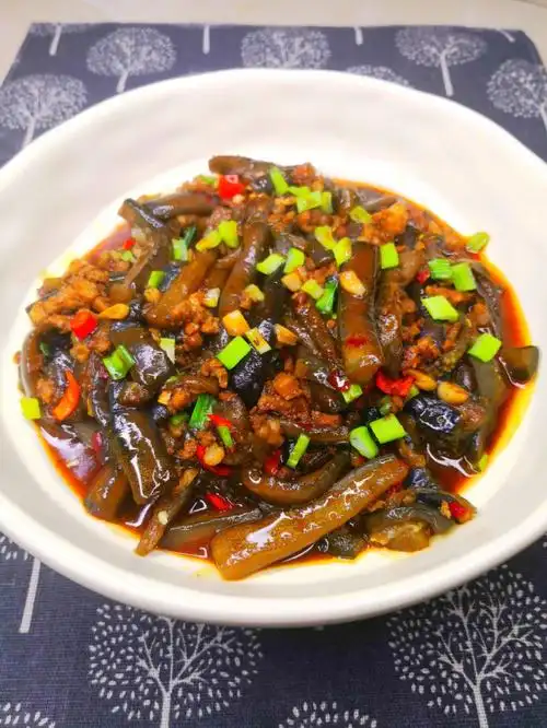 能和肉媲美的素菜非茄子莫属鱼香茄子