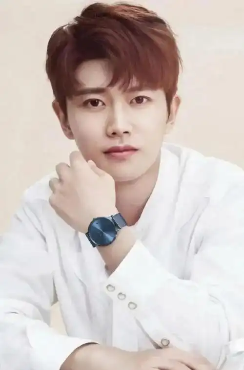 小知识任嘉伦家在青岛还是北京任嘉伦个人资料简介