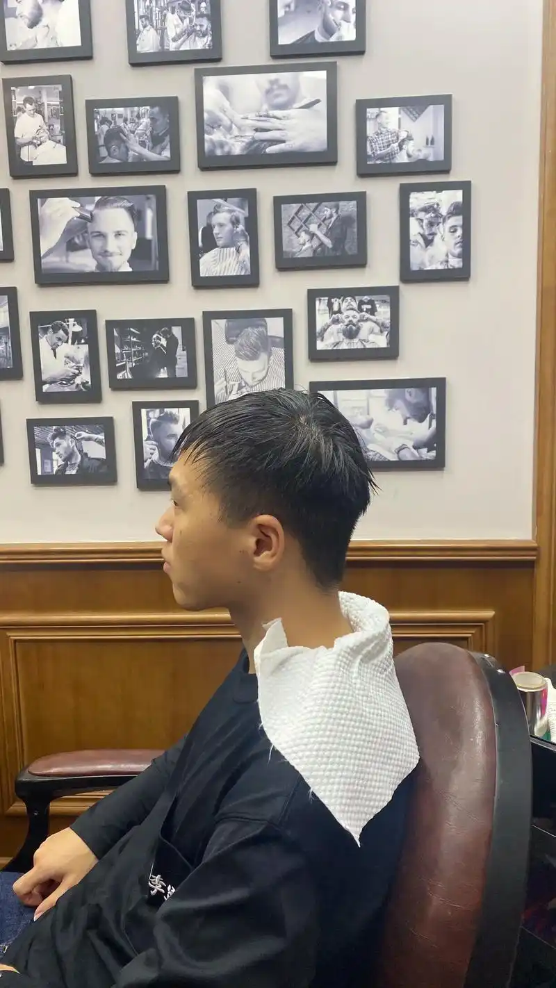 男士发型有分生活发型还是美感发型 生活发 - 抖音