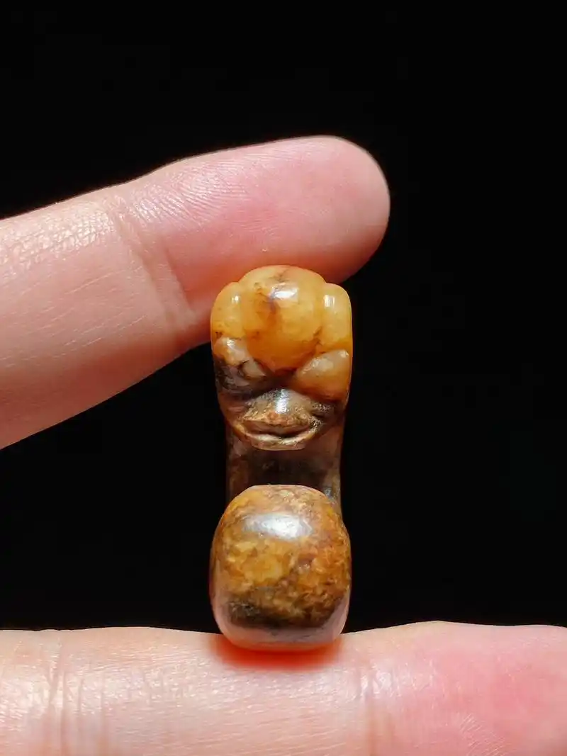 文化期 玉雕 小猪龙 玉猪龙 挂件 把件