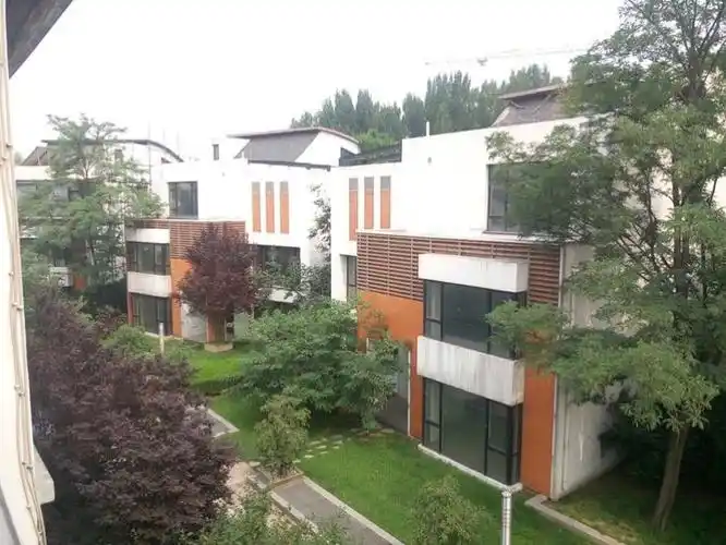 朝阳区紫玉东路1号 【开  发  商】 北京紫玉山庄房地产开发有限公司