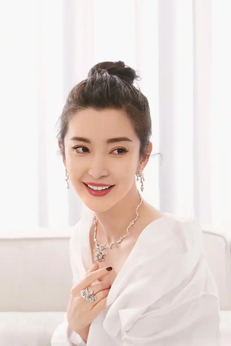 李冰冰新曝光的大片我可以!