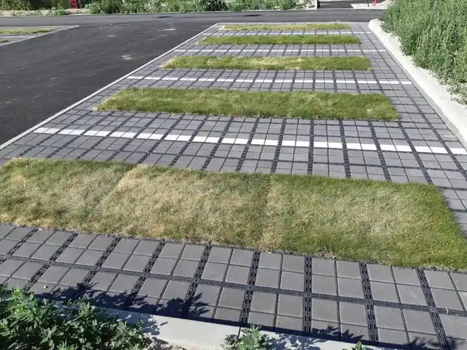 透水铺路格:停车位铺装