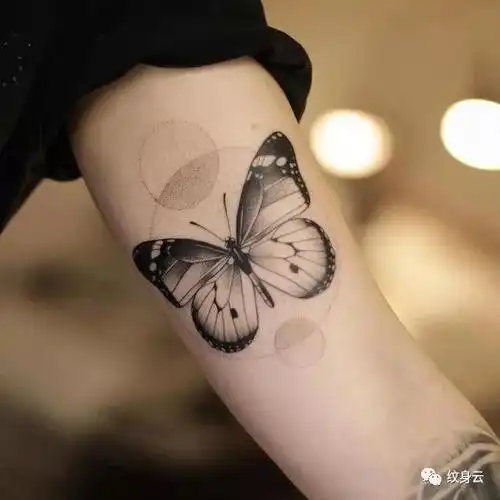 女生花蝴蝶纹身图案大全(4/30)-纹身图片网