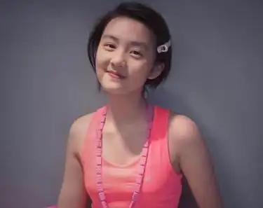 穿泳装秀火辣身材显成熟,网友:压抑太久|孙莉|黄磊|星二代_网易订阅