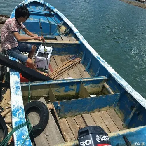 6米3玻璃钢鱼出售