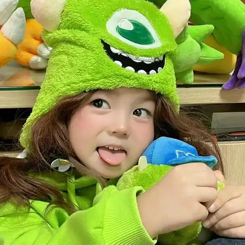 萌娃情侣头像一左一右(萌娃情侣头像一左一右动漫) - 头像图片网