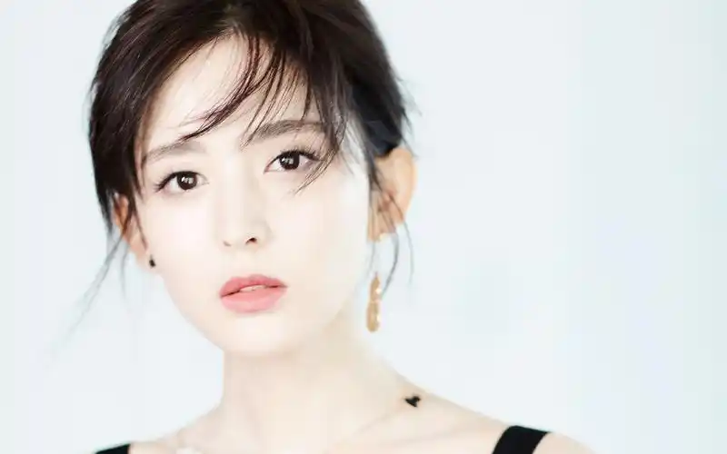 古力娜扎性感图片桌面电脑壁纸