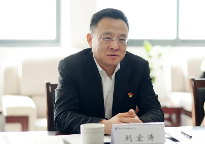 海阳市融媒体中心召开2020年度民主生活会