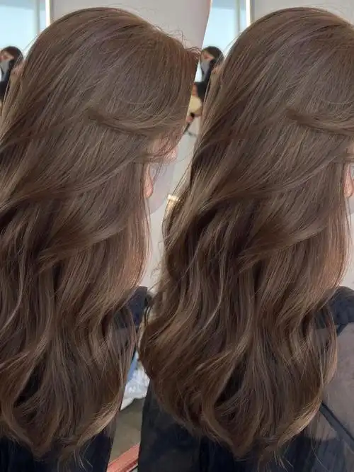 染完就再也不想换其他颜色的成都染发发型