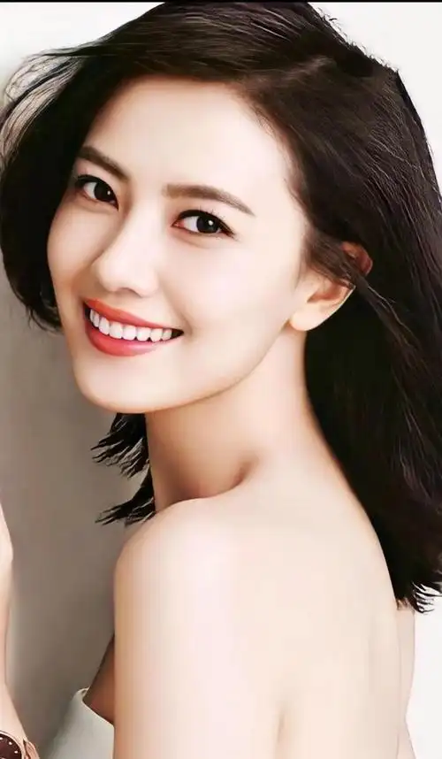 明星壁纸高圆圆