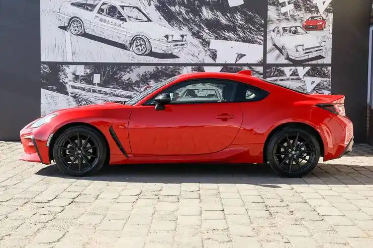 86万,值得入手吗为什么?丰田86:被外观所吸引,售35.86万,值得入手吗