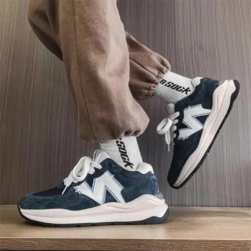 跑步鞋男2022新款透气时尚潮流运动休闲鞋