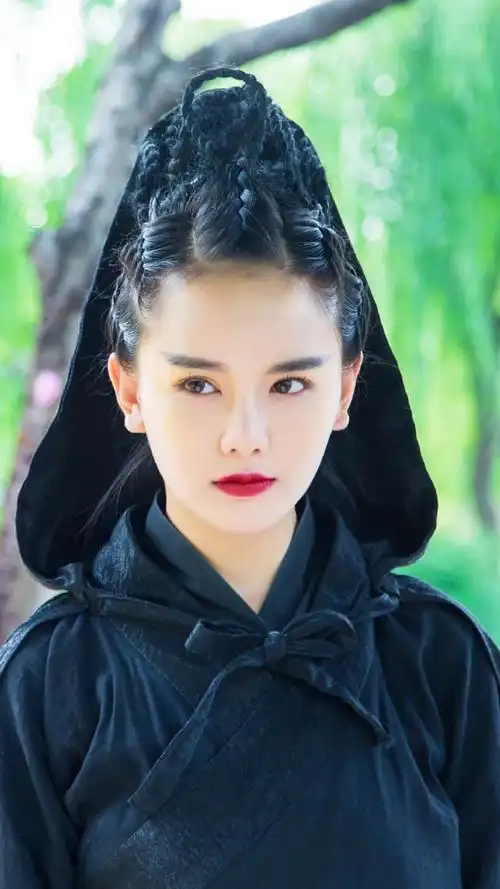 天泪传奇之凤凰无双姣童南笙饰