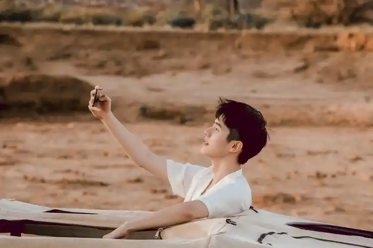 没钱还是没时间?某不知名网友称自己只爱刘昊然|青帮徐州