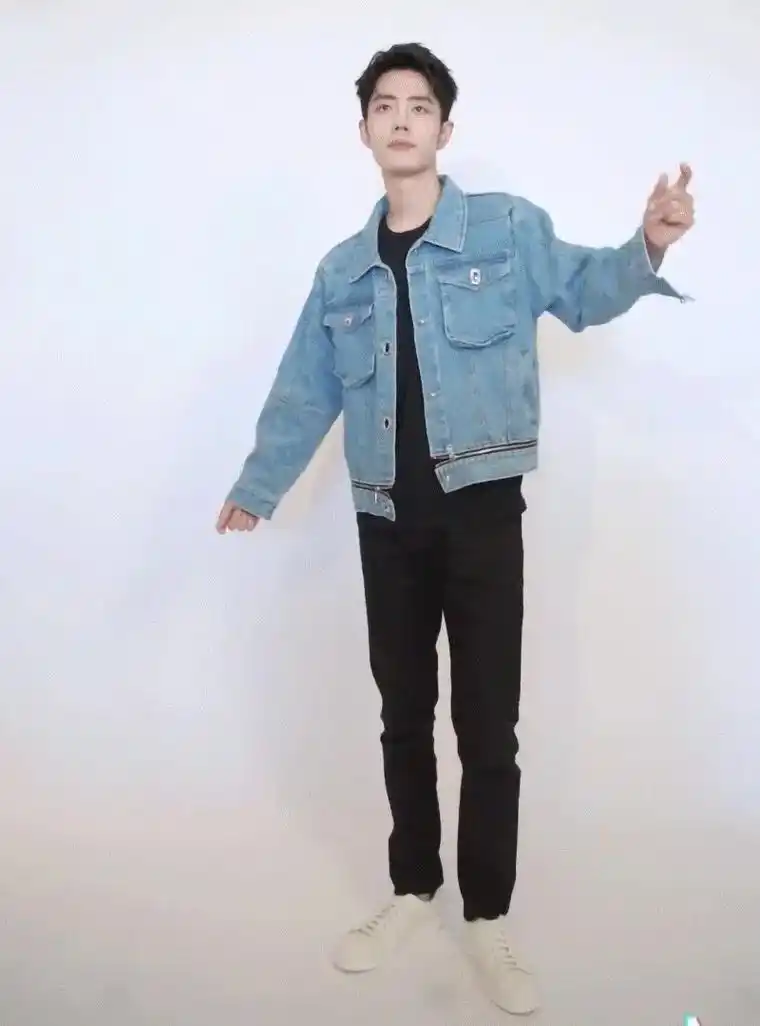 肖战  #最新的肖战来了 嗷嗷嗷!胖子你终于想起你的抖音账 - 抖音