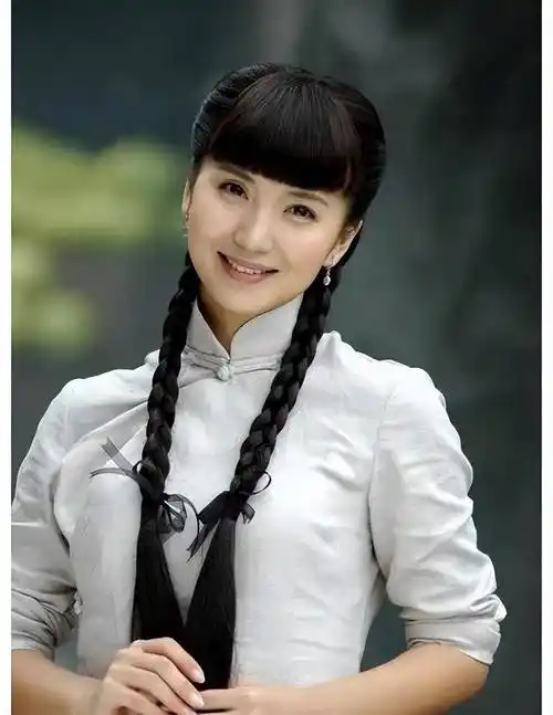 《粉红女郎》播出19年万人迷发福,哈妹皈依佛门,男人婆找到老公_陈好_