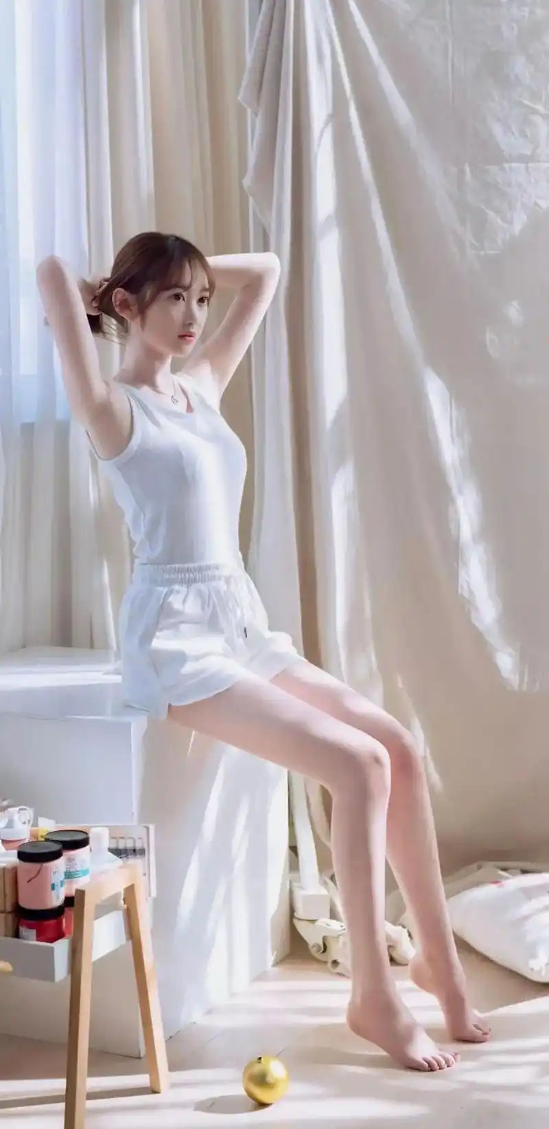 壁纸 #大长腿 #图片叙事练习 - 抖音