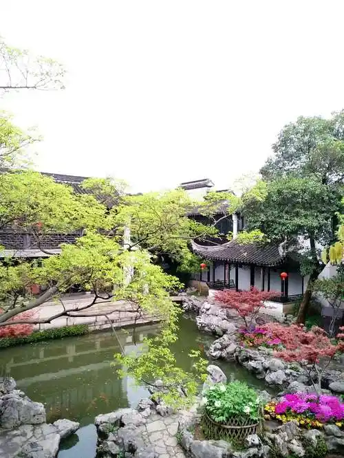 繁花似锦,风景如画!亭台楼阁,古色古香!赏心悦目,奥妙无穷!