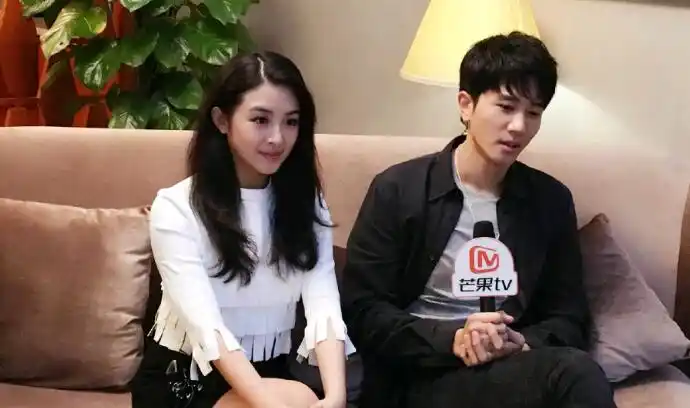 张含韵否认与彭冠英恋情 否认结婚谣言自曝目前单身无恋爱