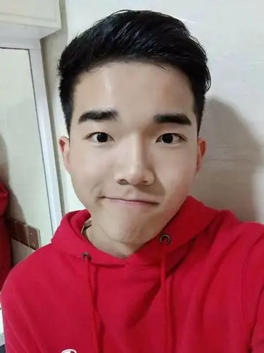 男朋友的照片爱了