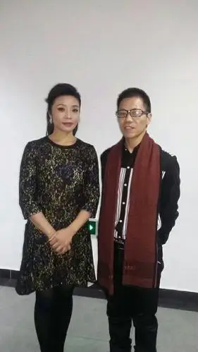 著名青年歌手李丹阳